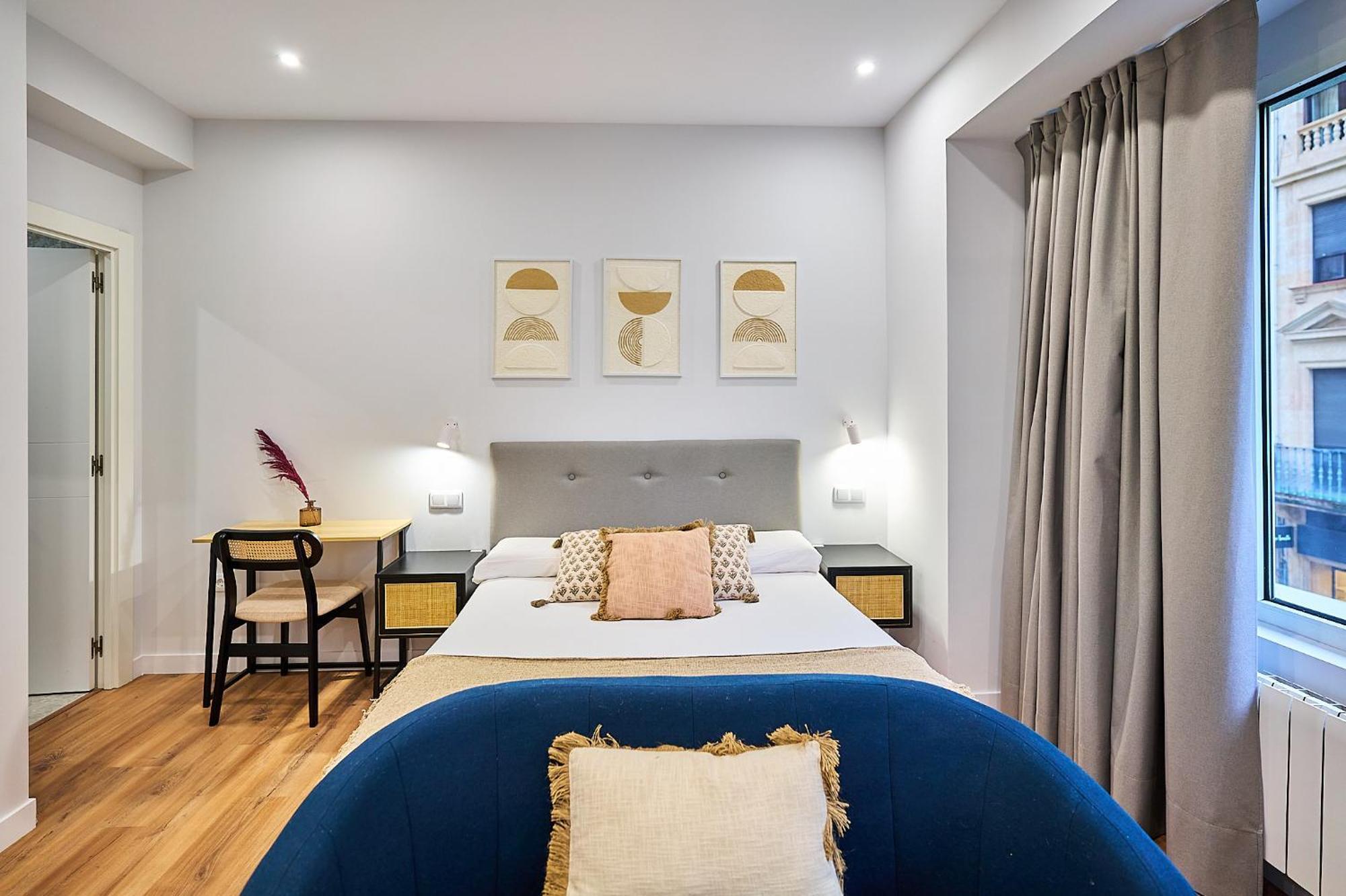 Apartamentos Esperanza By Gaiarooms Salamanca Bagian luar foto