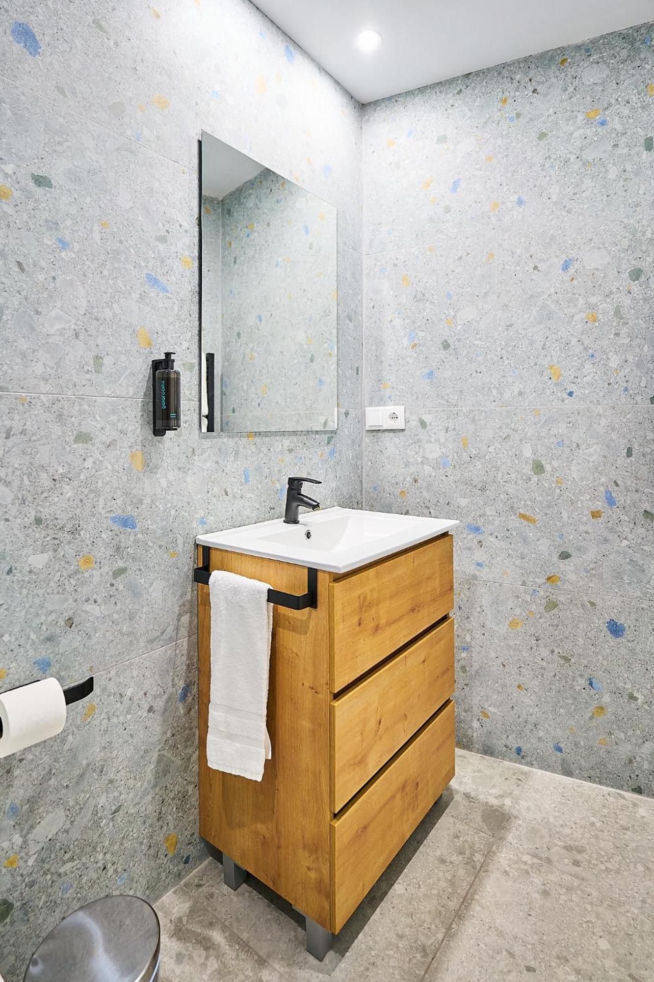 Apartamentos Esperanza By Gaiarooms Salamanca Bagian luar foto