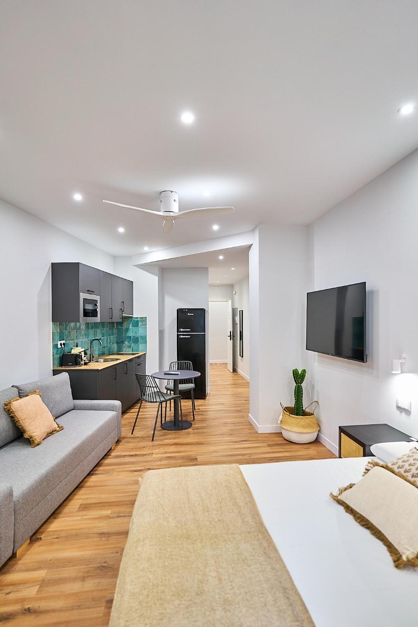 Apartamentos Esperanza By Gaiarooms Salamanca Bagian luar foto