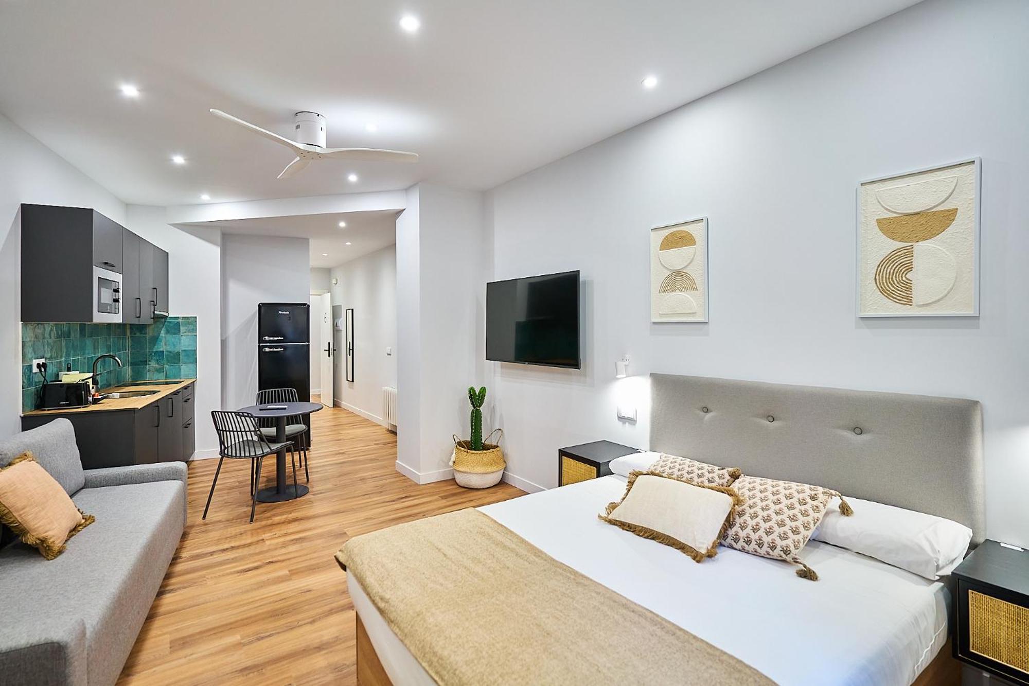 Apartamentos Esperanza By Gaiarooms Salamanca Bagian luar foto