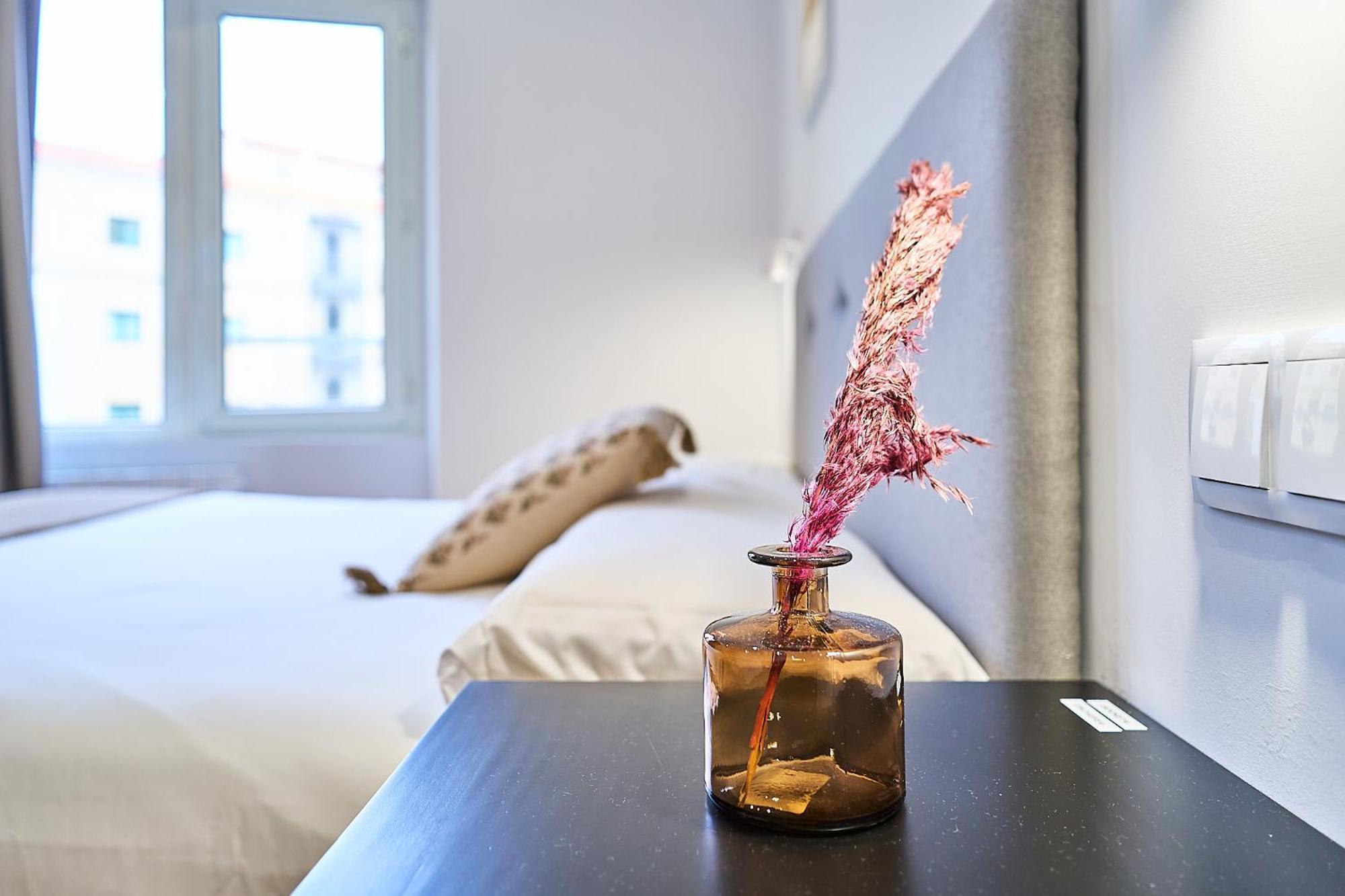 Apartamentos Esperanza By Gaiarooms Salamanca Bagian luar foto